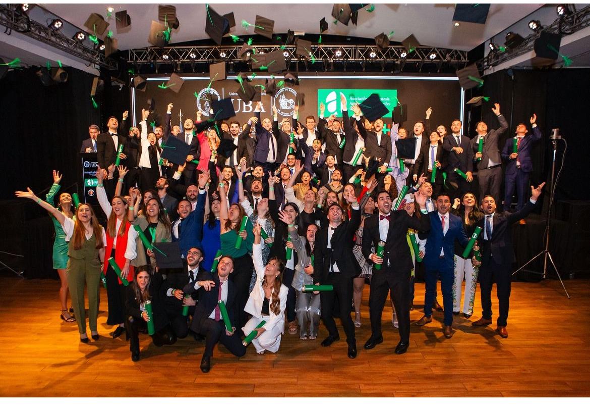 GRADUACIÓN DE ESPECIALISTAS EN ANESTESIOLOGÍA